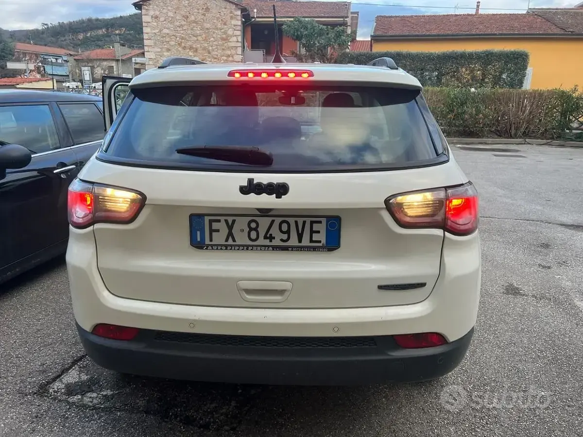 Usata Jeep Compass Night Eagle 120 CV (88 kW) 2019 Bianco SUV