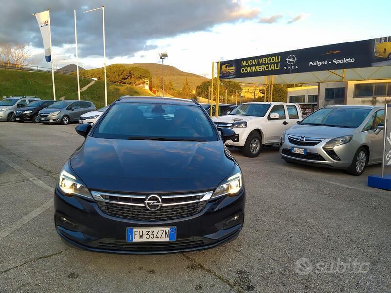 Venduto Opel Astra Sport tourer 1.6CD. - auto usate in vendita