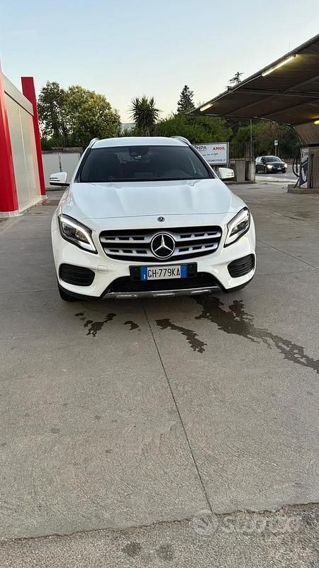 Usata Mercedes GLA200 136 CV (100 kW) 2018 SUV