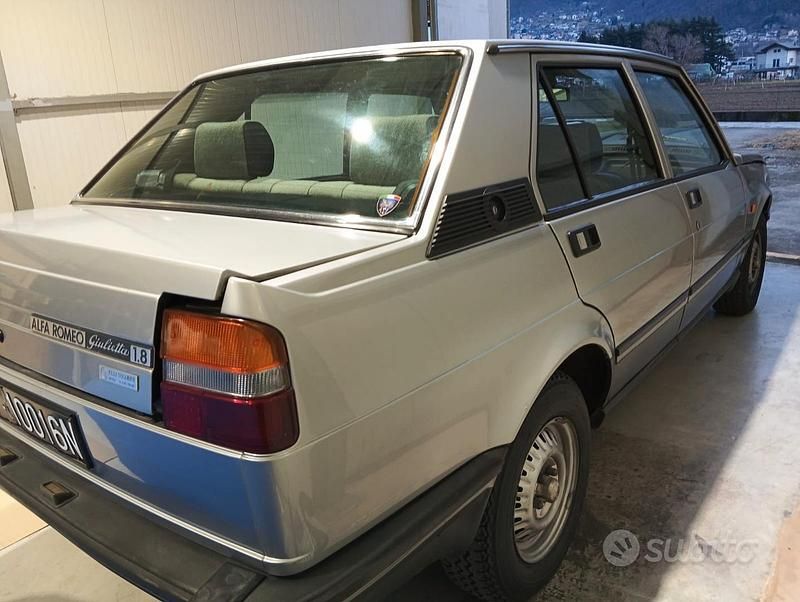 Usata Alfa Romeo Giulietta 1981 Grigio Berlina