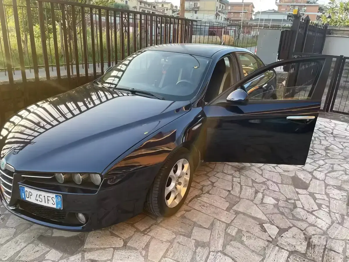 Second-hand Alfa Romeo 159 Progression 150 CP (110 kW) 2008 Albastru Berlinǎ