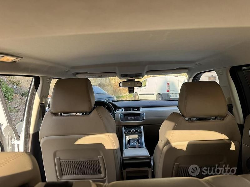Usata Land Rover Range Rover evoque 150 CV (110 kW) 2012 Bianco SUV
