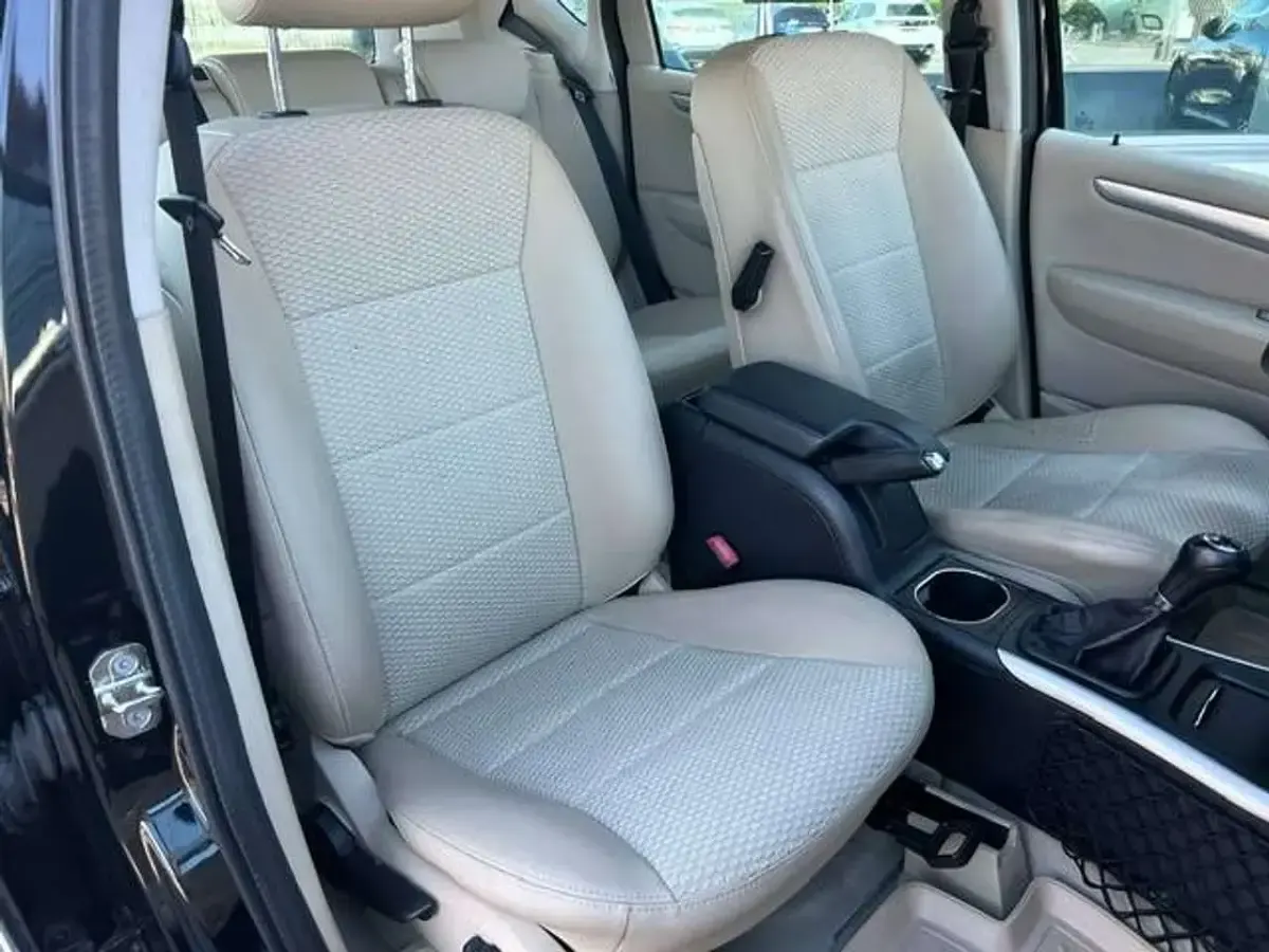 Usata Mercedes A160 Premium 95 CV (69 kW) 2011 Nero Utilitaria