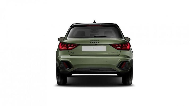 Nuova Audi A1 116 CV (85 kW) 2026 Verde distretto metallizzato nero mito m SUV