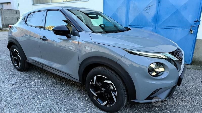 Nuova Nissan Juke Acenta+ 114 CV (83 kW) 2025 Grigio SUV