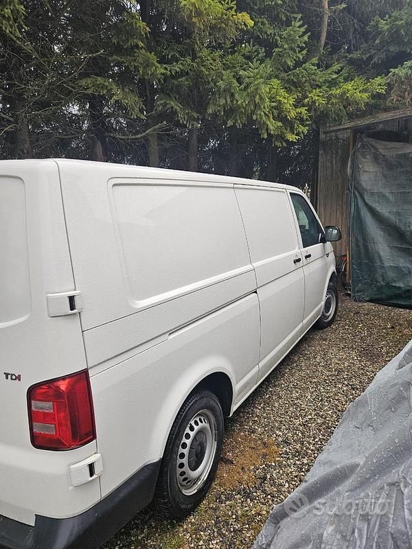 Usata VW T6 150 CV (110 kW) 2017 Bianco Furgone