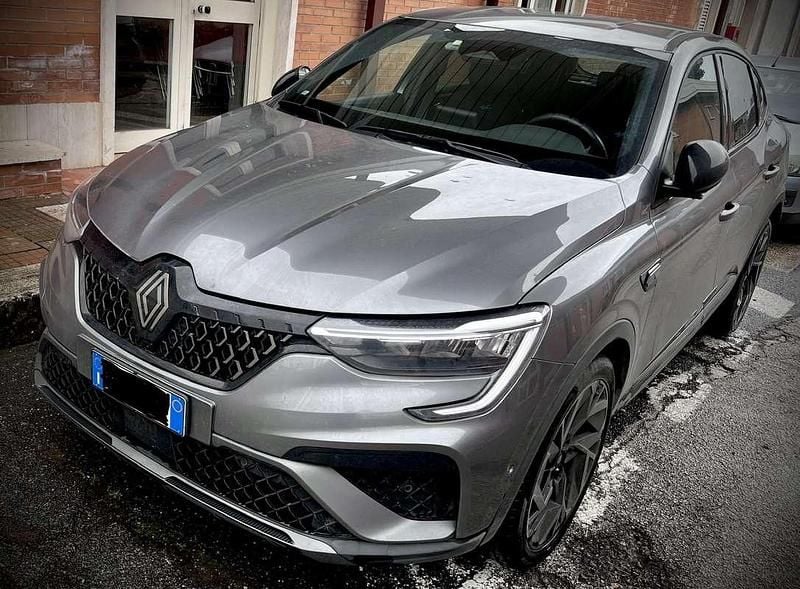Usata Renault Arkana Esprit Alpine 94 CV (69 kW) 2024 Grigio SUV