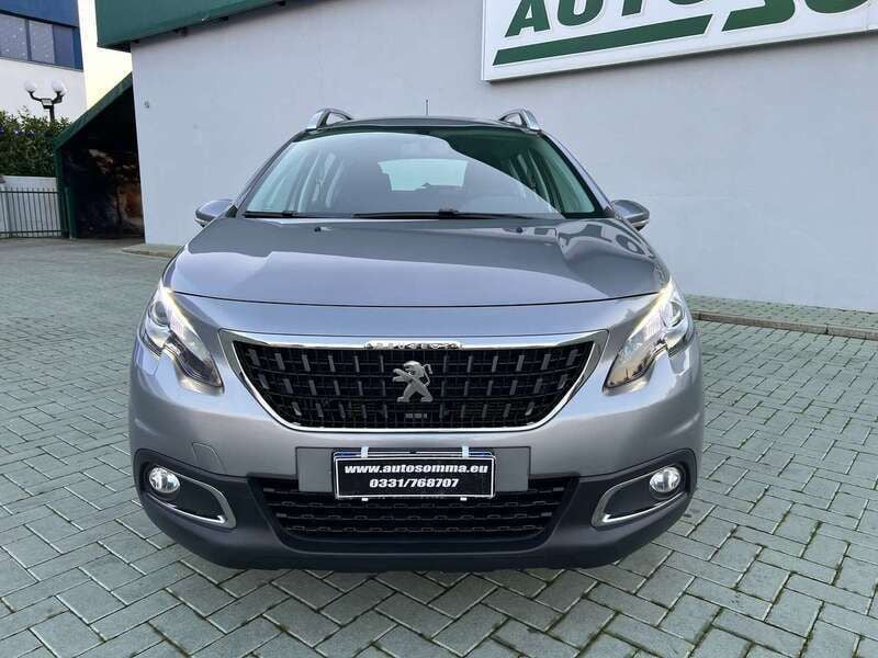 Usata Peugeot 2008 Active 110 CV (80 kW) 2019 Grigio SUV