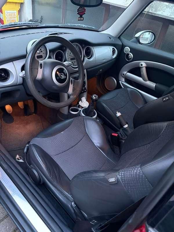 Begagnad Mini Cooper 116 HK (85 kW) 2003 Halvkombi