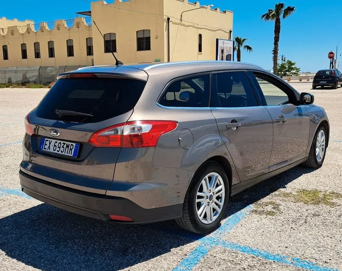 Usata Ford Focus 115 CV (84 kW) 2014 Station wagon