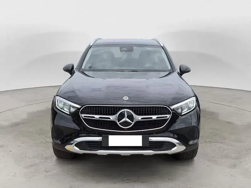 Usata Mercedes GLC200 Advanced 163 CV (119 kW) 2025 Nero SUV
