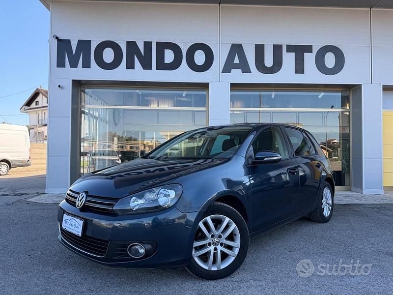 Usata VW Golf VI Highline 105 CV (77 kW) 2011 Blu Utilitaria