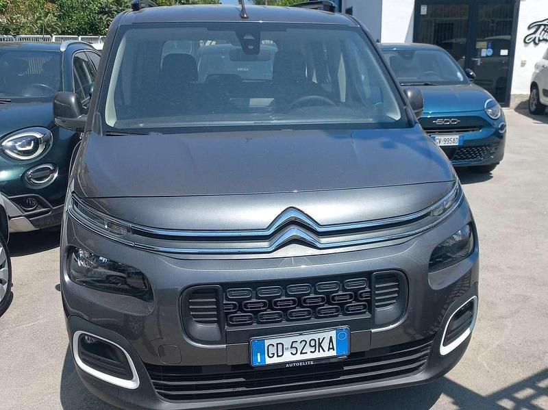 Usata Citroën Berlingo Rip Curl 102 CV (75 kW) 2021 Grigio scuro Monovolume