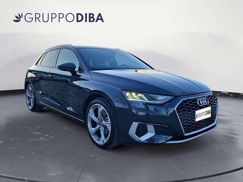 Usata Audi A3 Sportback e-tron Business 150 CV (110 kW) 2022 Grigio Utilitaria