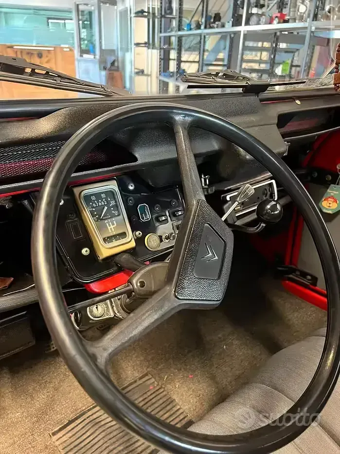 Usata Citroën 2CV 29 CV (21 kW) 1988 Rosso Berlina