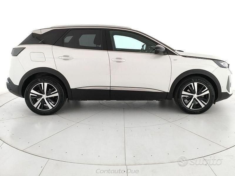 Usata Peugeot 3008 GT 130 CV (95 kW) 2022 Bianco SUV