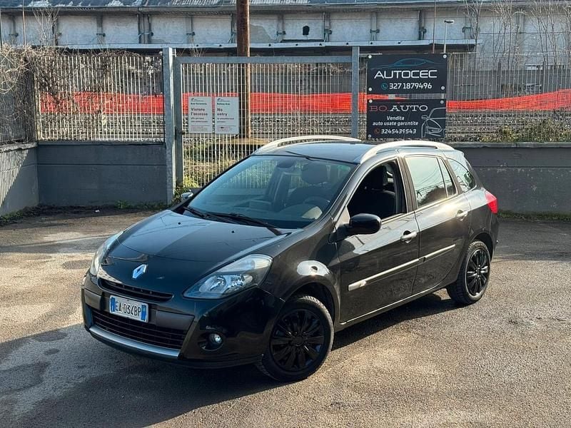 Usata Renault Clio GrandTour Luxe 74 CV (54 kW) 2010 Nero Station wagon