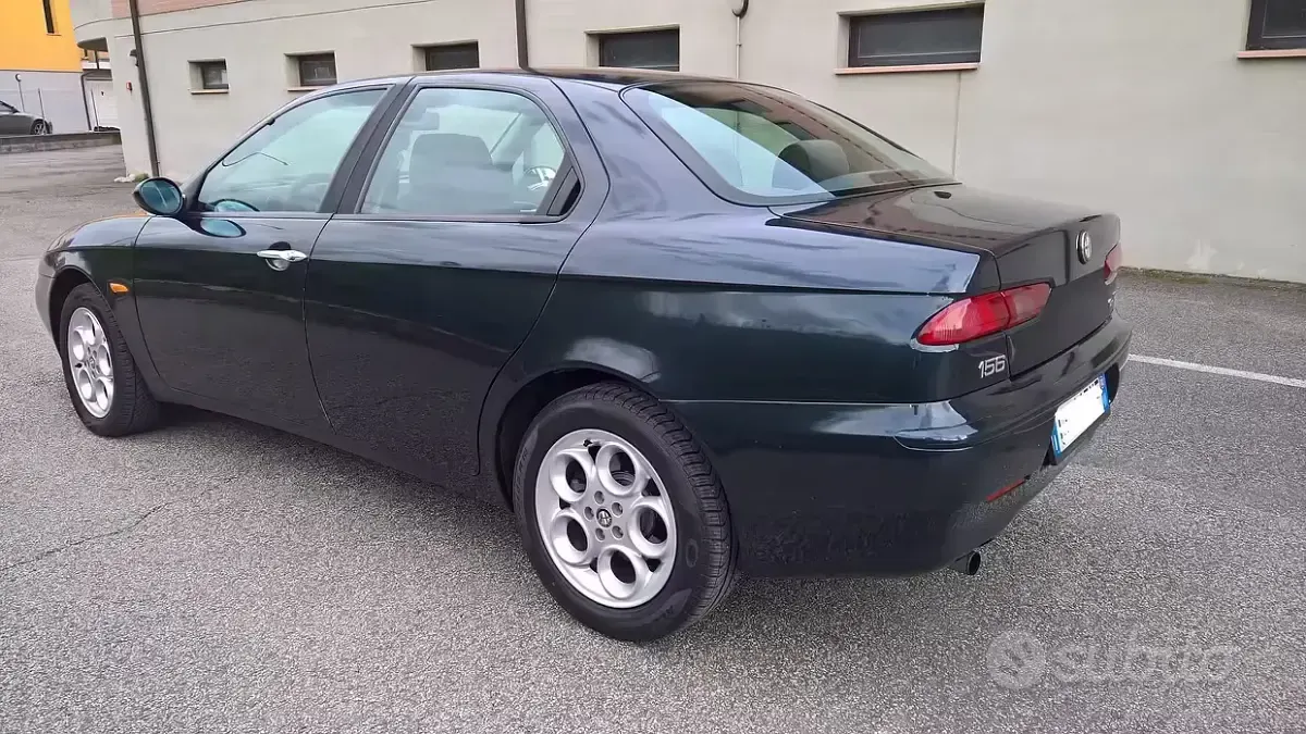 Usata Alfa Romeo 156 140 CV (102 kW) 2002 Verde Berlina