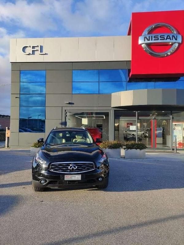 Usata Infiniti Fx30 238 CV (175 kW) 2014 Nero metallizzato SUV