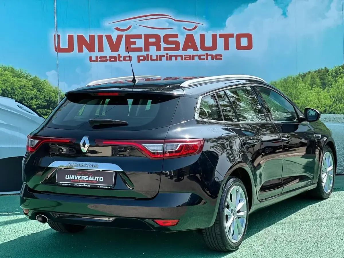 Usata Renault Mégane GrandTour Intens 110 CV (80 kW) 2018 Nero Station wagon