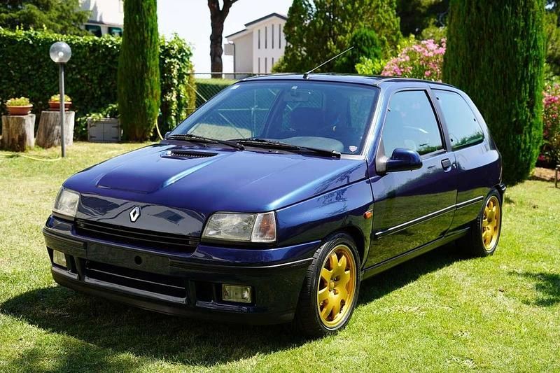 Usata Renault Clio 147 CV (108 kW) 1993 Blu/azzurro Berlina