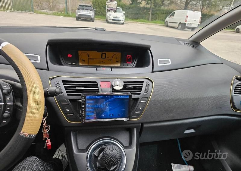 Begagnad Citroën C4 2011 Grå