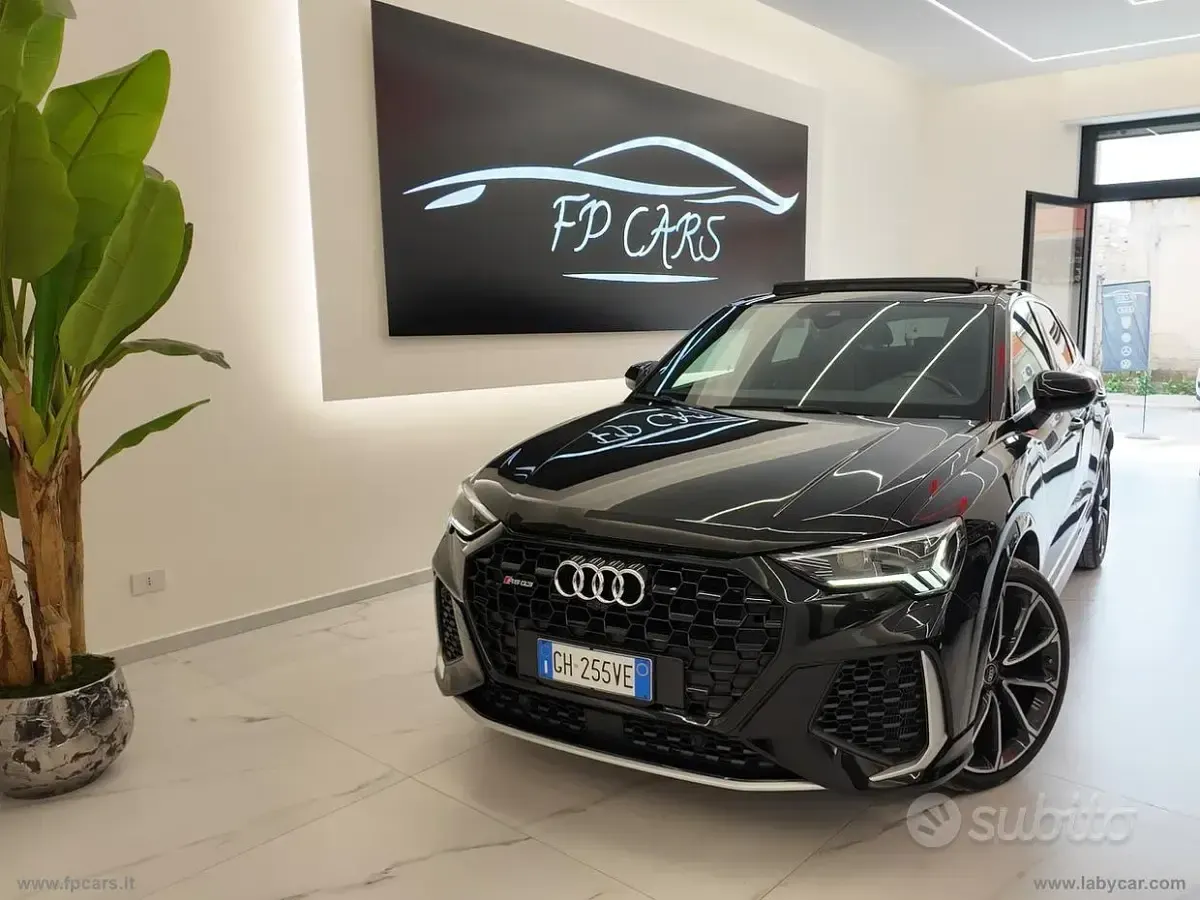 Usata Audi Q3 Premium 400 CV (294 kW) 2021 Nero SUV