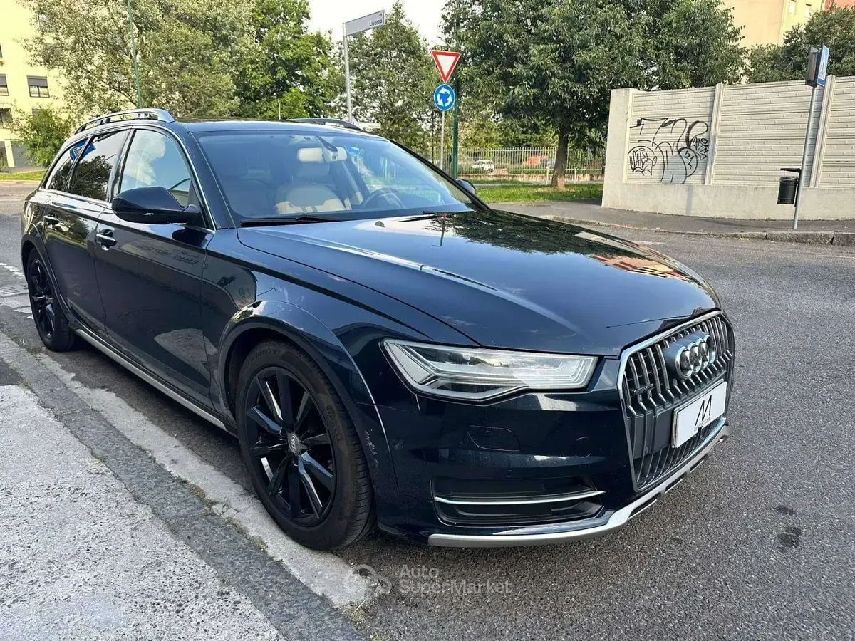Usata Audi A6 Business 272 CV (200 kW) 2015 Blu Station wagon