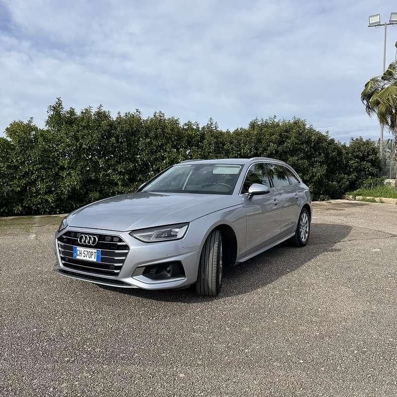 Usata Audi A4 Advanced Plus 136 CV (100 kW) 2021 Argento Station wagon