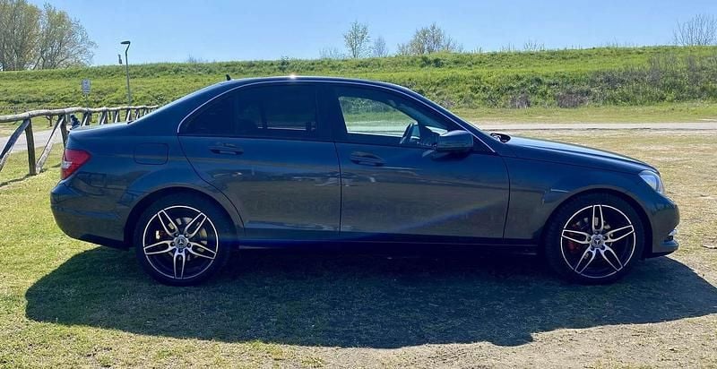 Usata Mercedes C220 Executive 170 CV (125 kW) 2013 Grigio Berlina