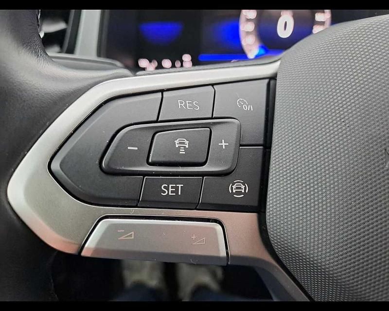 Occasion VW T-Roc Life 110 PK (80 kW) 2024 Beige SUV