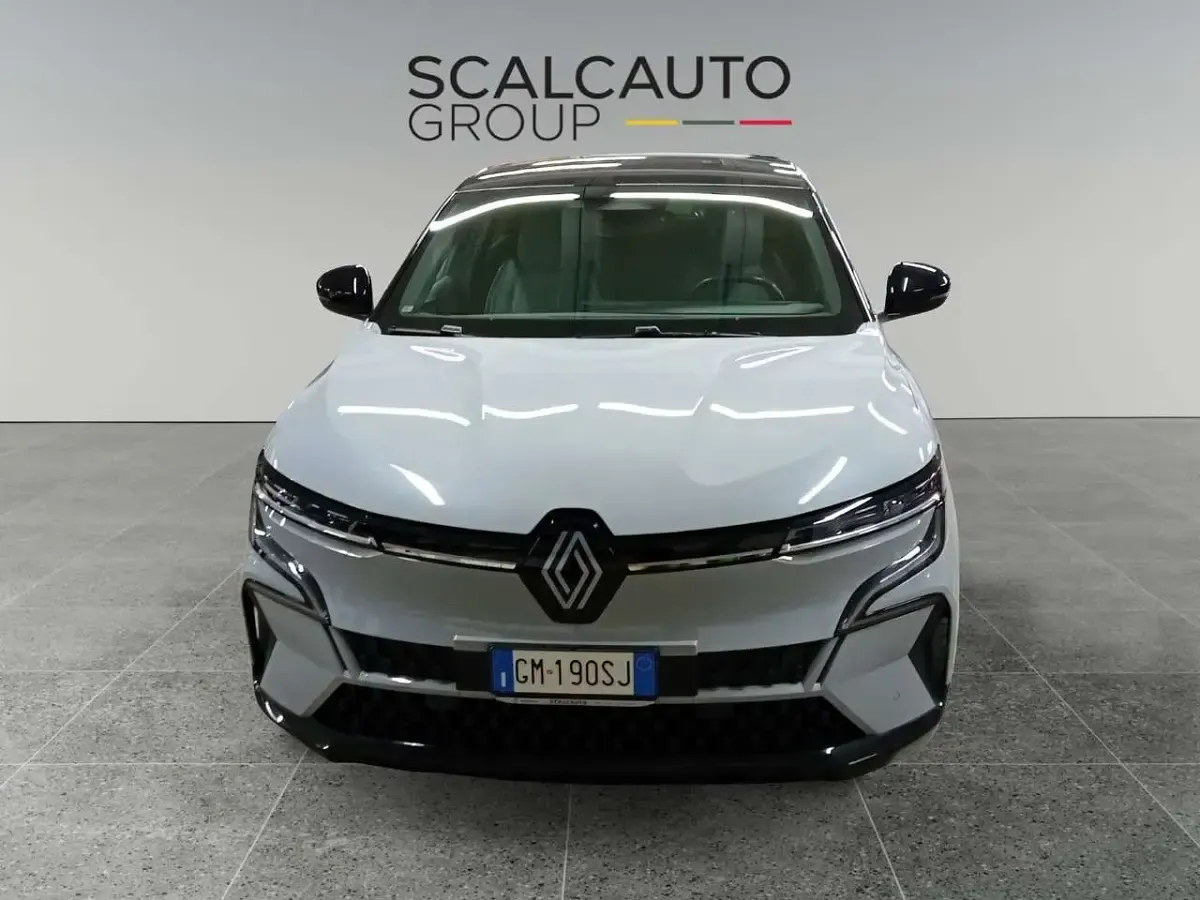 Usata Renault Megane E-Tech Evolution 160 kW (218 CV) 2023 Grigio Berlina