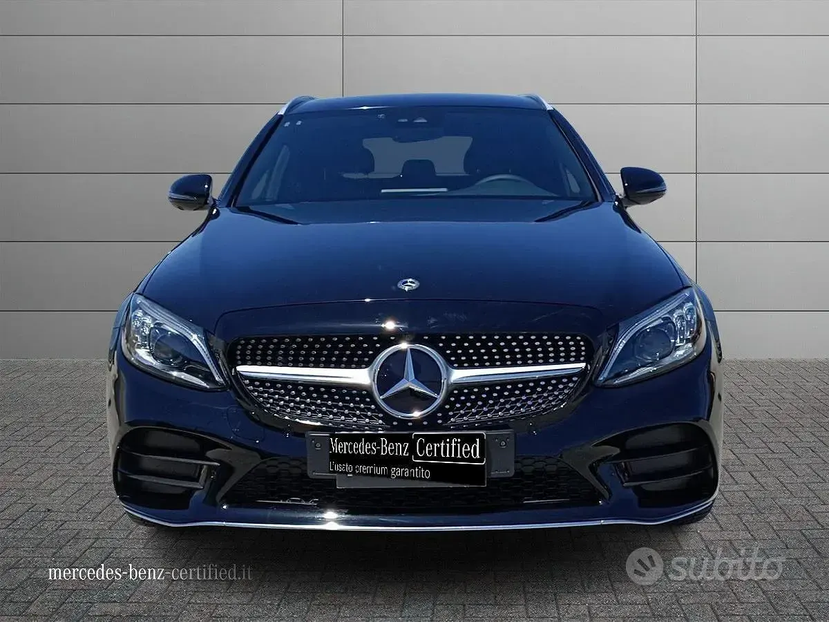 Usata Mercedes 220 Premium 194 CV (142 kW) 2020 Grigio Station wagon