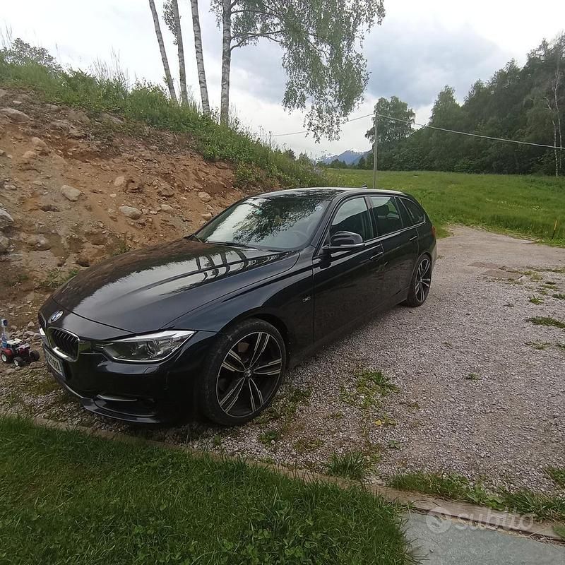 Usata BMW 330 2012 Nero Station wagon