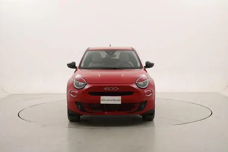 Begagnad Fiat 600 La Prima 135 HK (99 kW) 2025 Röd SUV