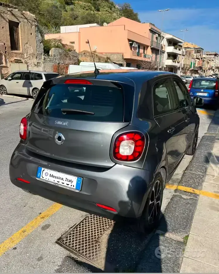 Usata Smart ForFour 90 CV (66 kW) 2017 Grigio Utilitaria