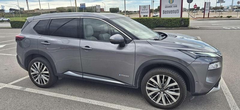 Usata Nissan X-Trail Pack 158 CV (116 kW) 2023 Grigio SUV