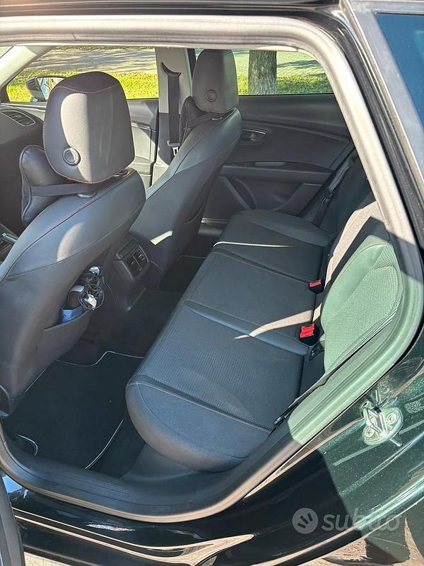 Usata Seat Leon FR 150 CV (110 kW) 2014 Nero Station wagon