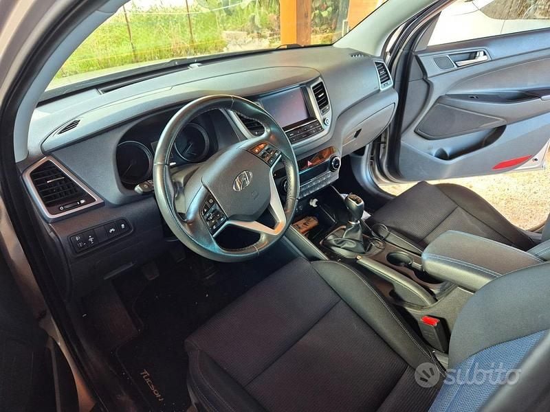 Usata Hyundai Tucson 116 CV (85 kW) 2017 Grigio SUV