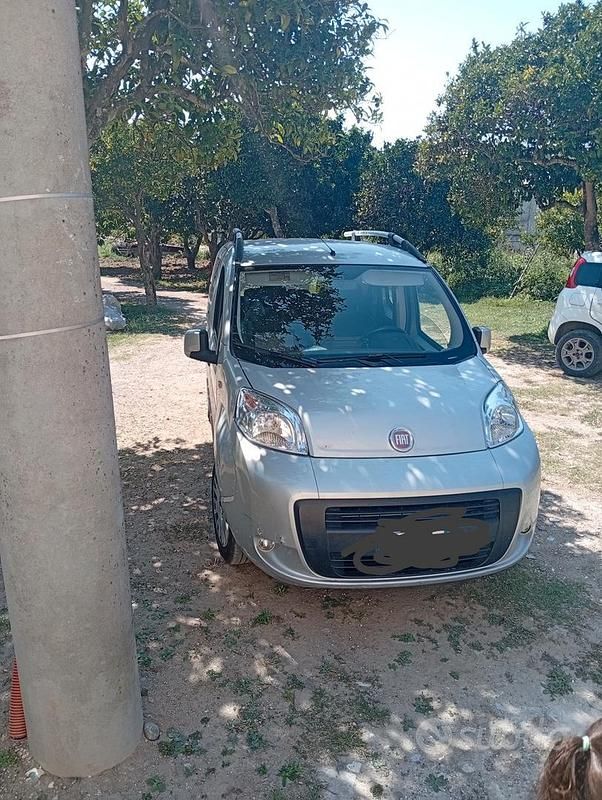 Usata Fiat Qubo Trekking 77 CV (56 kW) 2010 Grigio Monovolume