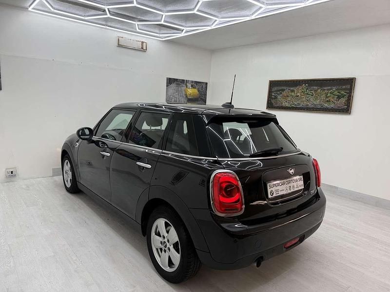 Usata Mini One D Business 95 CV (69 kW) 2019 Nero Utilitaria