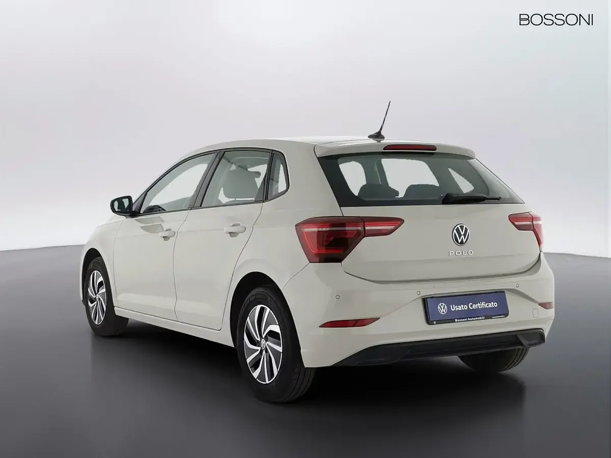 Usata VW Polo Life 95 CV (69 kW) 2024 Grigio Utilitaria