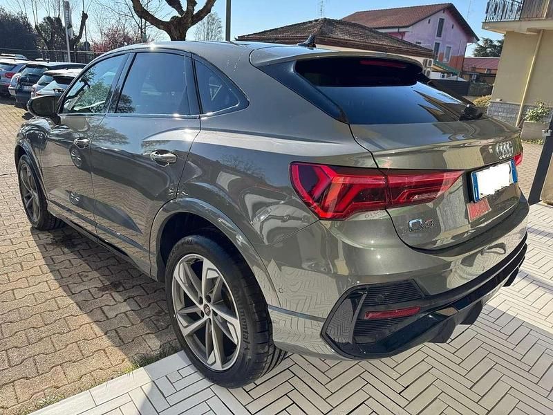 Usata Audi Q3 Sportback S-Line 150 CV (110 kW) 2023 Grigio SUV