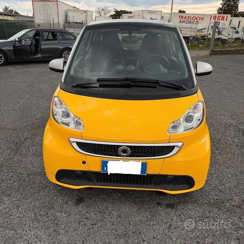 Usata Smart ForTwo Coupé 71 CV (52 kW) 2014 Giallo Coupé