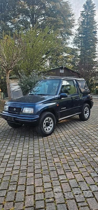 Usata Suzuki Vitara 1996 Blu Cabrio