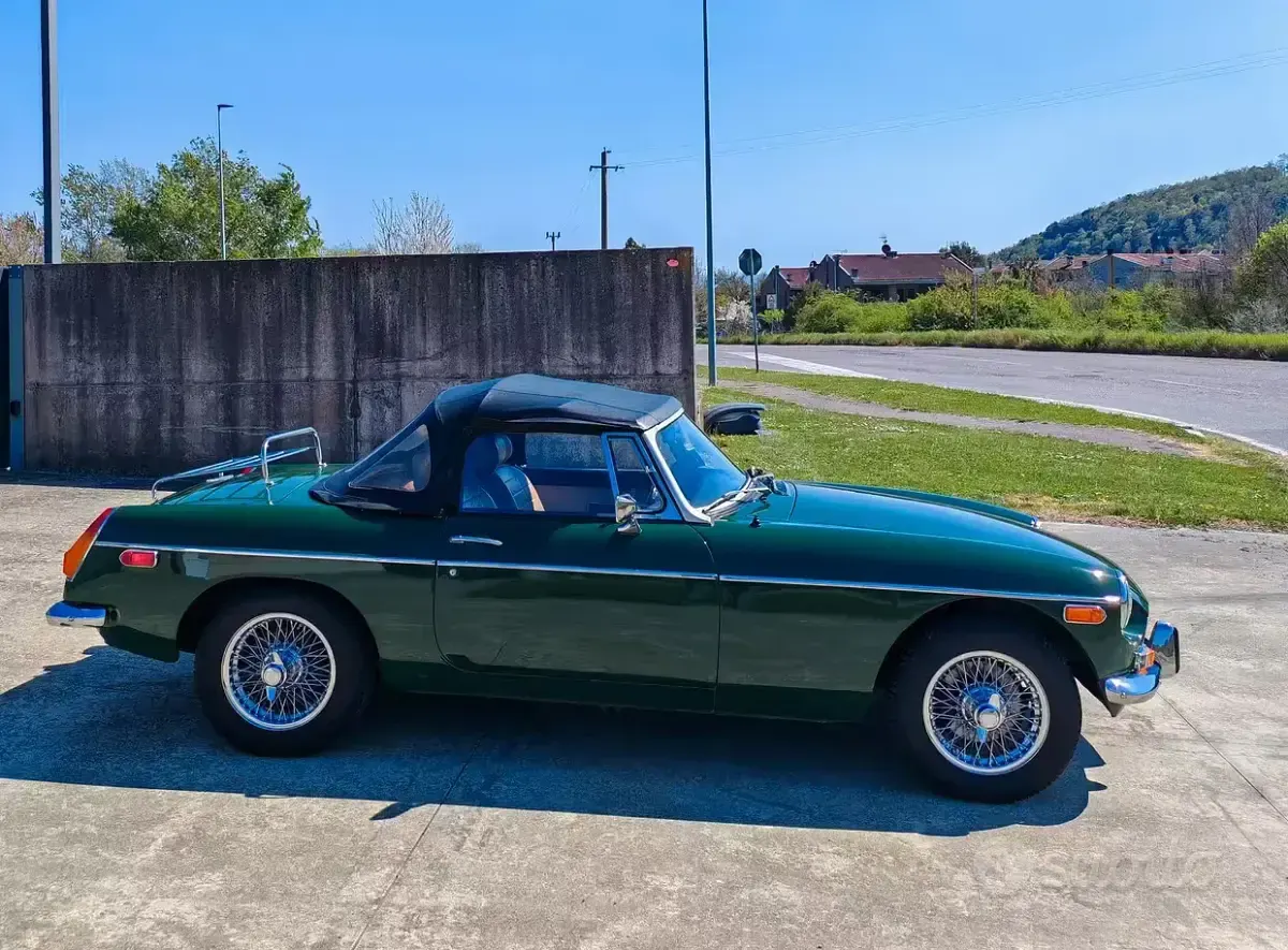 Usata MG B 95 CV (69 kW) 1970 Verde Cabrio