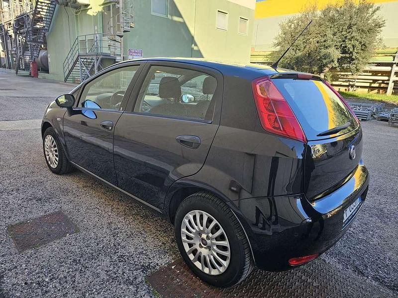 Usata Fiat Punto Street 69 CV (50 kW) 2018 Utilitaria