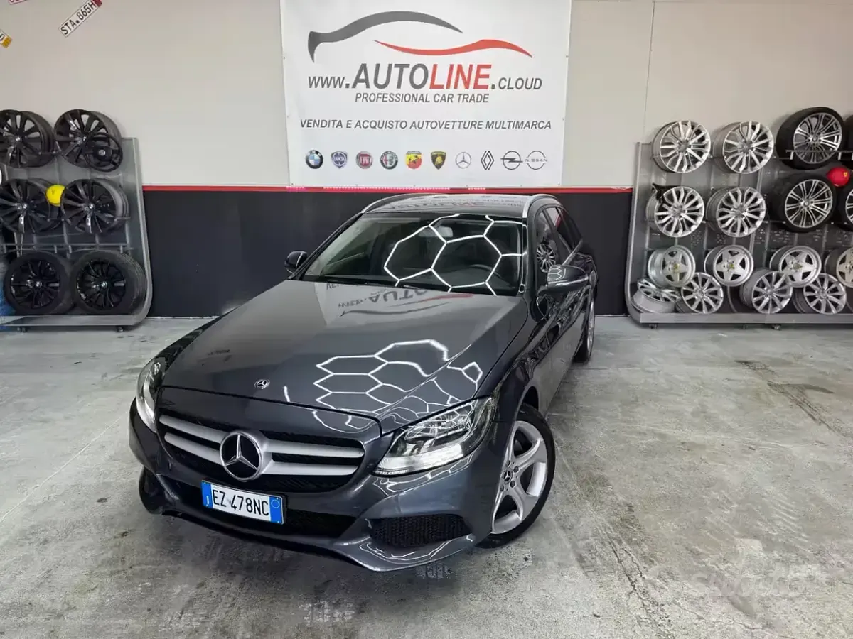 Usata Mercedes C180 116 CV (85 kW) 2015 Grigio Station wagon