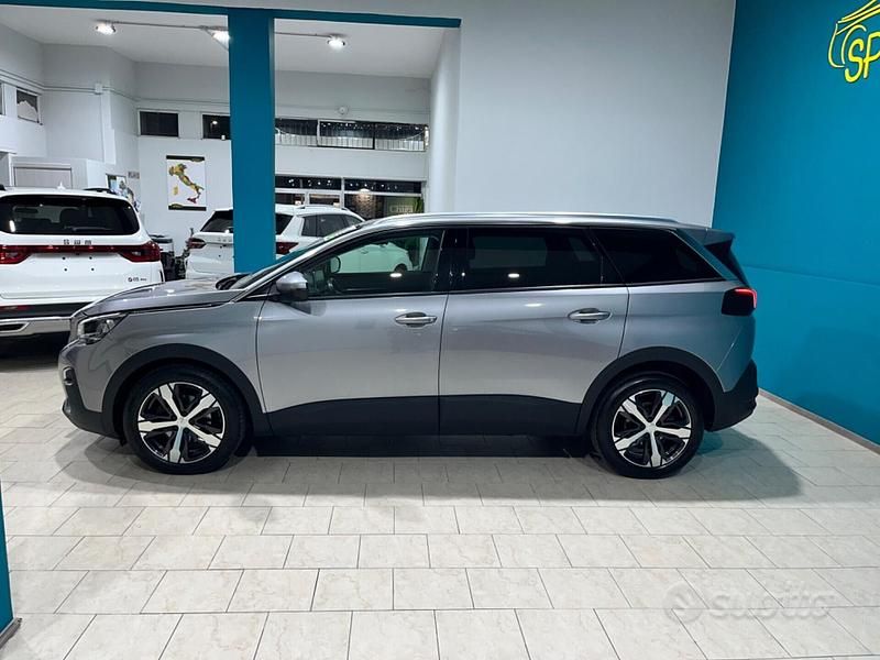 Usata Peugeot 5008 130 CV (95 kW) 2020 Grigio Station wagon