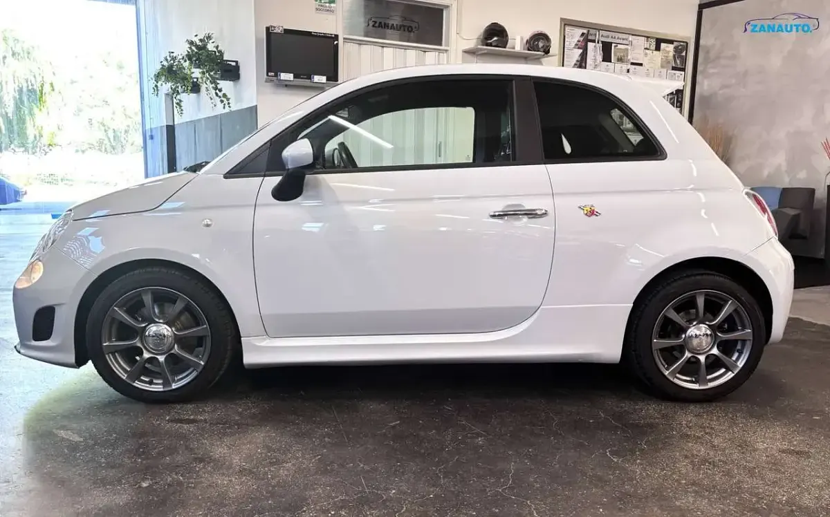 Usata Abarth 595 140 CV (102 kW) 2015 Grigio campovolo Coupé